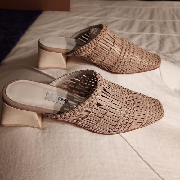 NIB Miista Araxie parchment mule, size 38 (7.5) - Picture 2 of 8